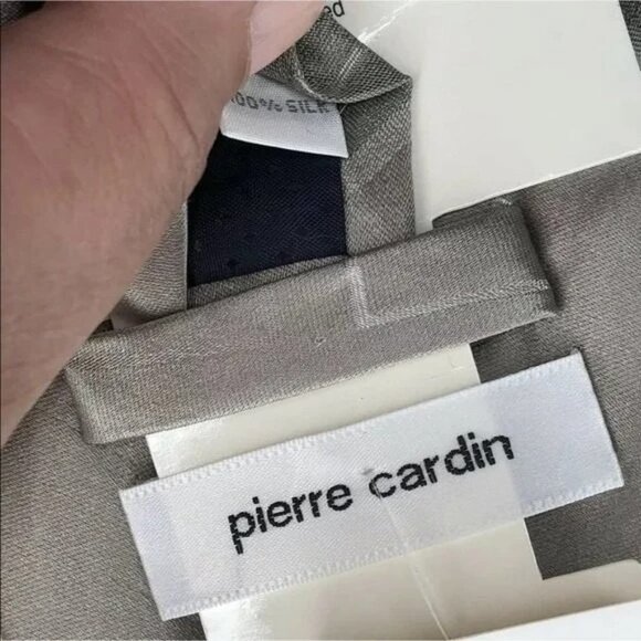 NWT Pierre Cardin, Geoffrey Beene, Van Heusen Men Neck Ties Bundle of 3 - Picture 2 of 4